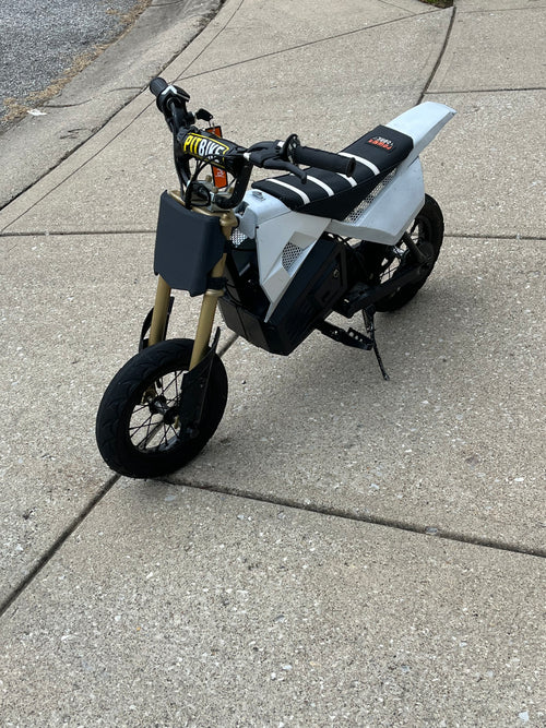 motocutz style number plate